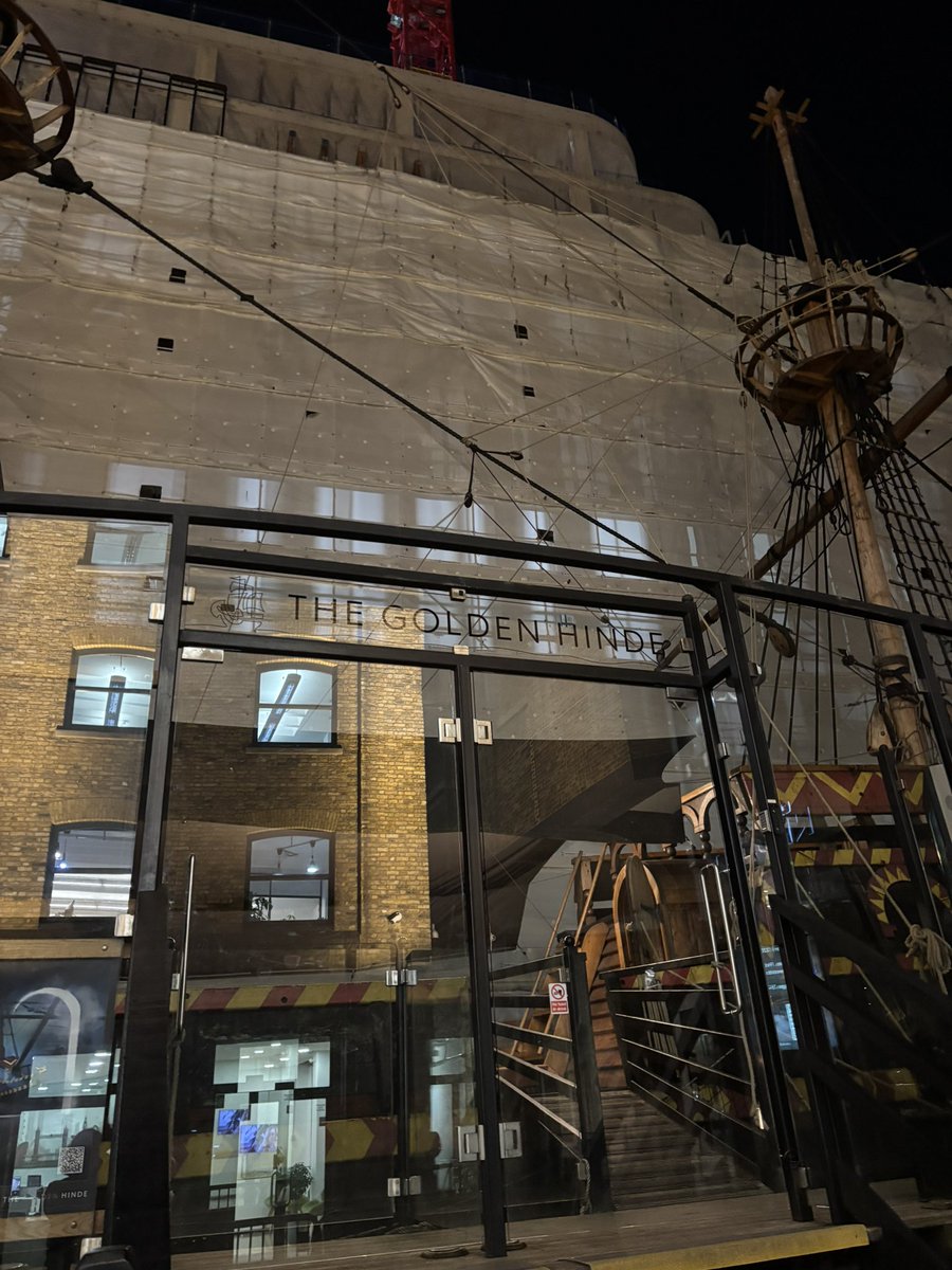 Notes From Row H 🎭 tweet media