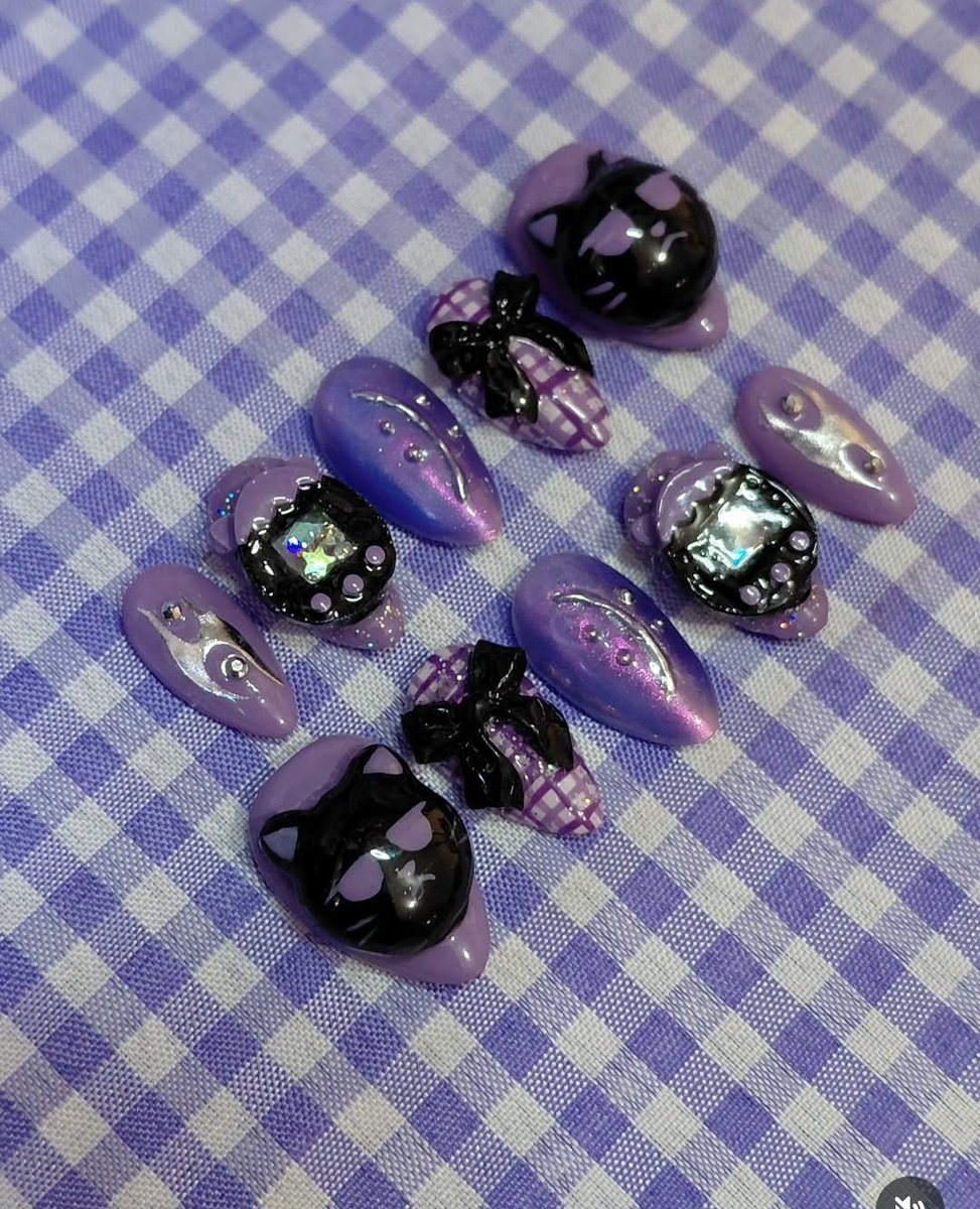 GreyGlubber's tweet photo. Hello amistades, les vengo a ofrecer uñitas press on para el concierto de Monsta X 💅🏻Aquí les dejo algunos diseños que he hecho y mi cuenta de ig 👇🏻✨️ https://t.co/2bTT7t9i2K
#monstax #monbebe #MONSTAX_THEX_NEXUS https://t.co/1us9Pi11nj