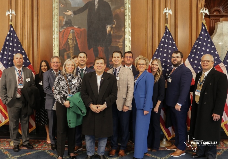 Rep. Vicente Gonzalez tweet media