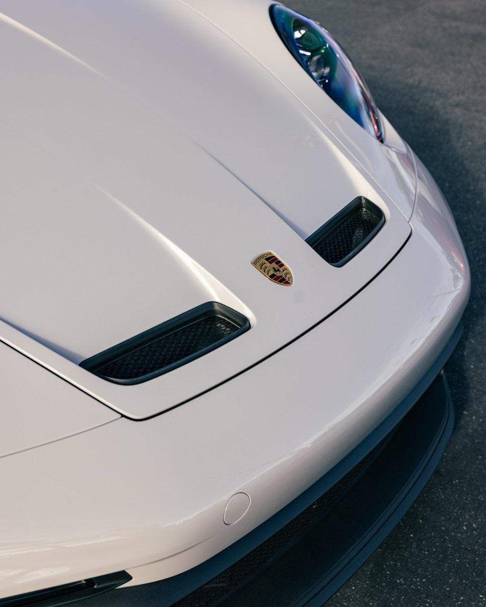 PorscheRiversid's tweet image. Some drives are planned. Others happen because it’s a GT3. 🤍
#porscheriverside #riversideporsche #porscheusa #porschedealer #porscheexperience #riverside #inlandempire #porschelife #luxurycars #performance #porschelove #porscheclub #porsche #porscheturbo #911gt3 #gt3 #911