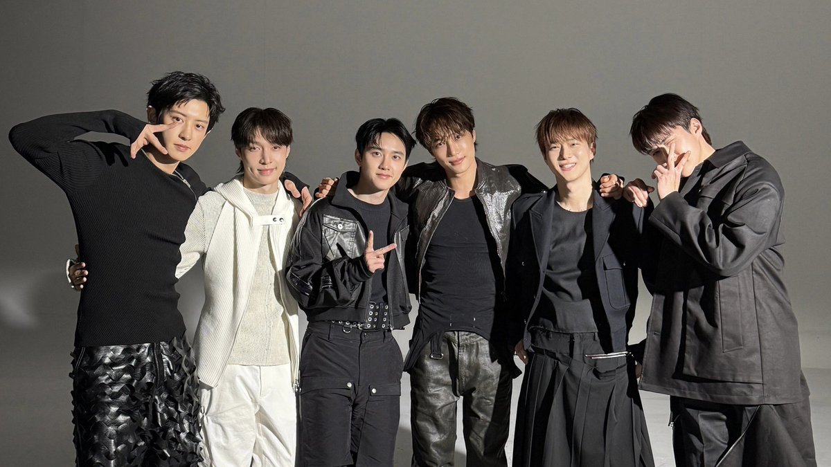 REVERXE” by EXO has officially surpassed 1 million copies sold.

It is their 8th album to reach a million sales. Making them a million-seller again 👏🏻👑 #EXO <a href="/weareoneEXO/">EXO</a>

 🔗m.entertain.naver.com/now/article/60…