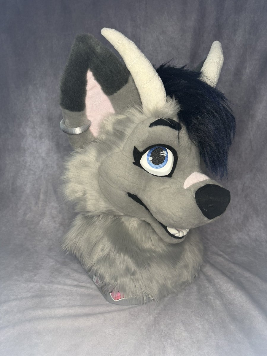 Crown Cryptid Studios tweet media