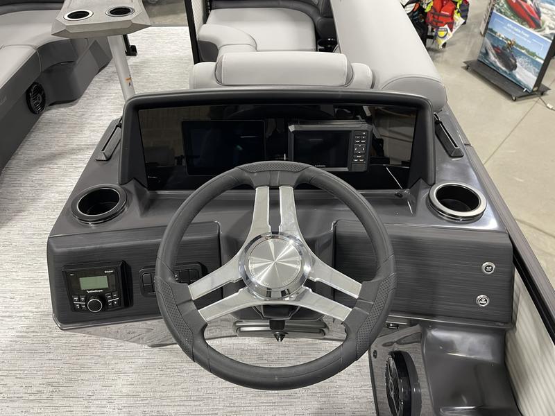 VETESNIK_PWRSPT's tweet image. 🚤 Don't miss our 19th Annual Boat Sale! Check out the 2026 Bennington S Quad Bench 22 SSR at exclusive prices! 📍 Richland Center, WI 🌐 bit.ly/46jyFRy 🌐 bit.ly/4b8kf9q #BoatSale #VetesnikPowerSports