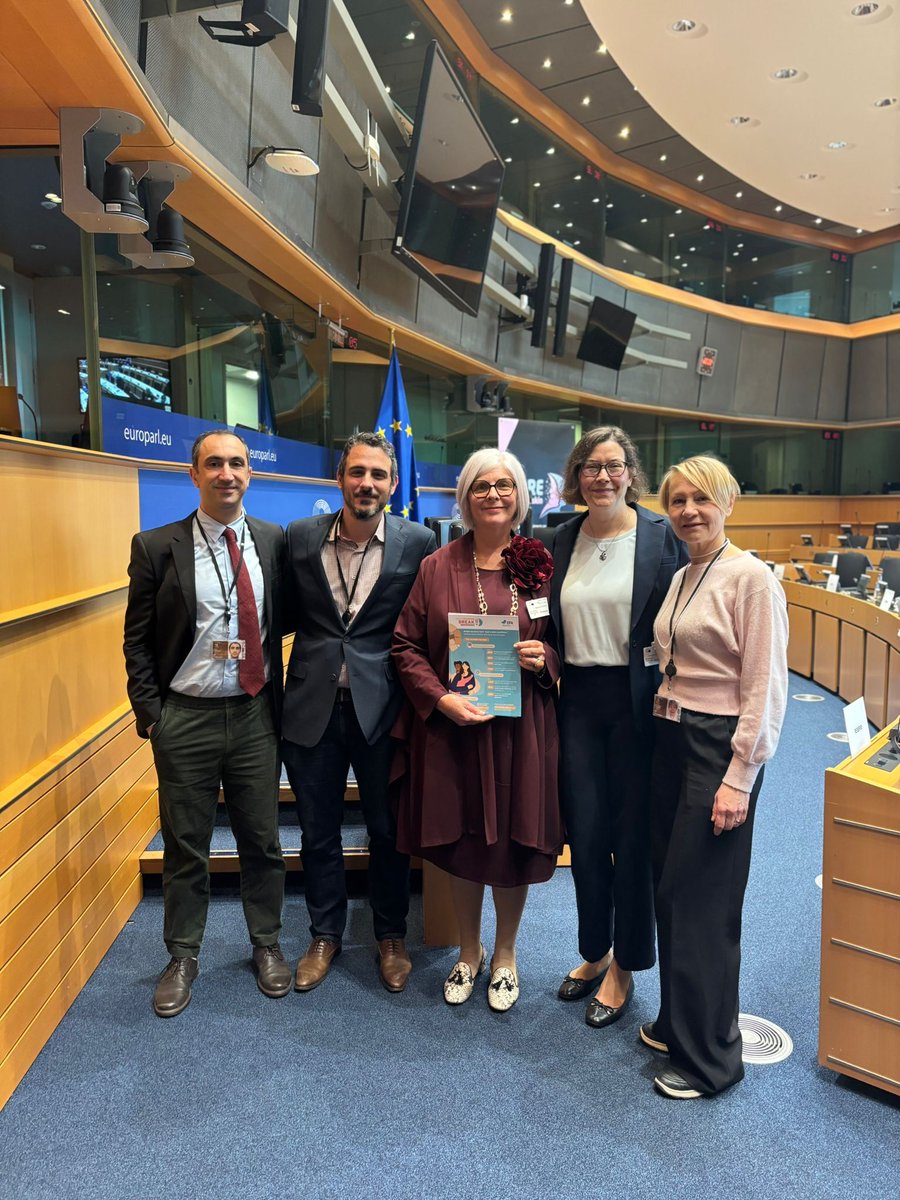 GlobalSkin tweet media