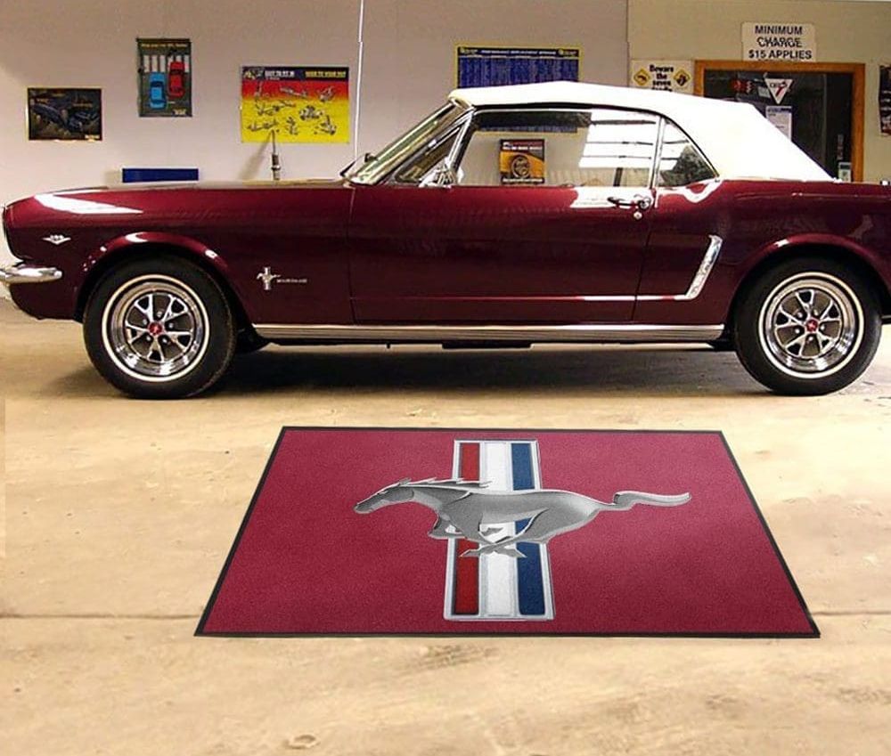 RugRatsInc's tweet photo. Calling all car lovers! Rep your favorite brand with a custom-made car logo rug. BMW, Mustang, Corvette, Porsche &amp; more — or send us YOUR artwork for a one-of-a-kind design. Made in the USA since 1987. 
👉 https://t.co/TDA6dGi9UA
#CarLovers #GarageDecor #ManCave #MadeInUSA https://t.co/G52eCya4DQ