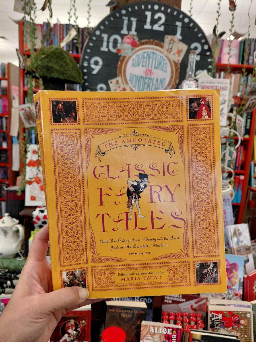 Bookmans tweet media