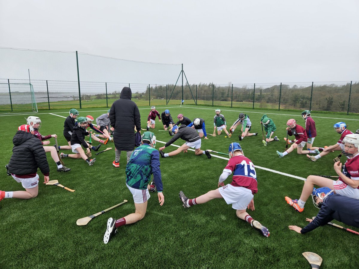 ClaregalwayColl's tweet photo. Hard luck to our 1st year hurlers, who lost their 1st championship game today, against a strong Pres Athenry side. Great effort by everyone in tough conditions. https://t.co/ivbygpVZed