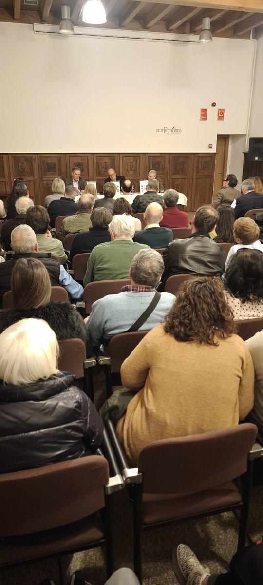 Edicións Bolanda tweet media