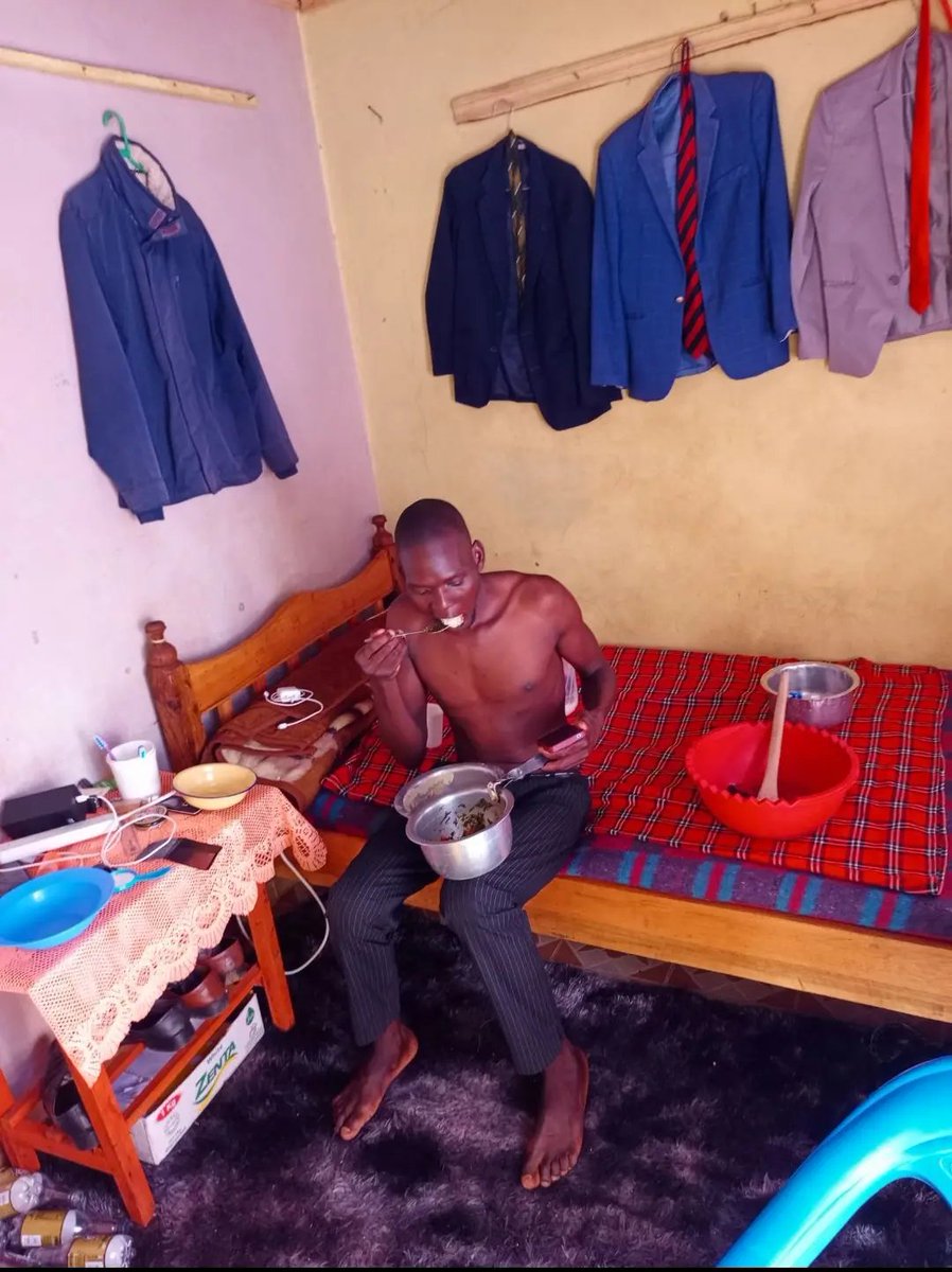 Huyu anawezakuwa anafanya kazi gani?