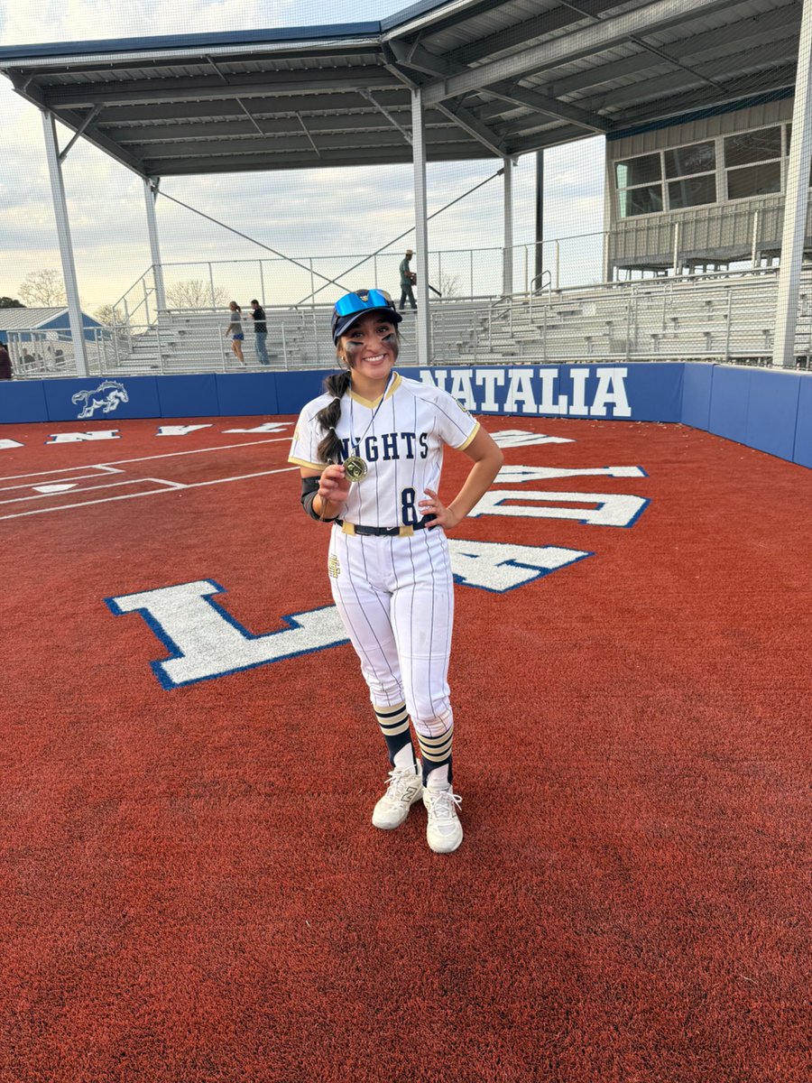 Genesis Medrano tweet media