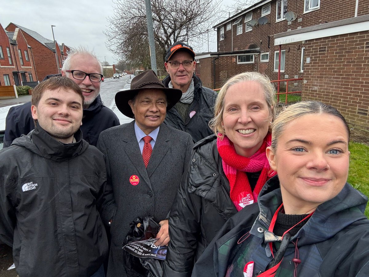 Emma Reynolds for Wycombe 🌹 tweet media