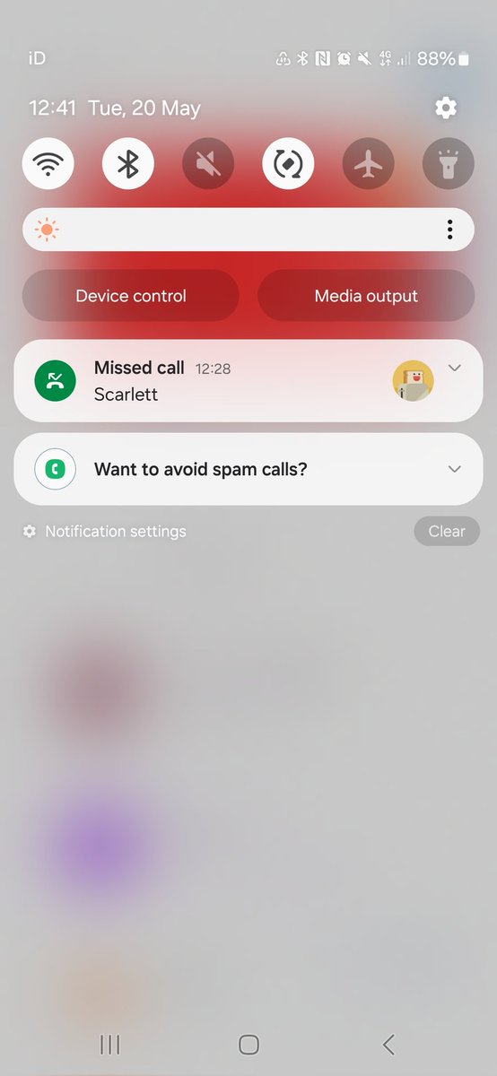 Is my phone trolling my daughter? 😂