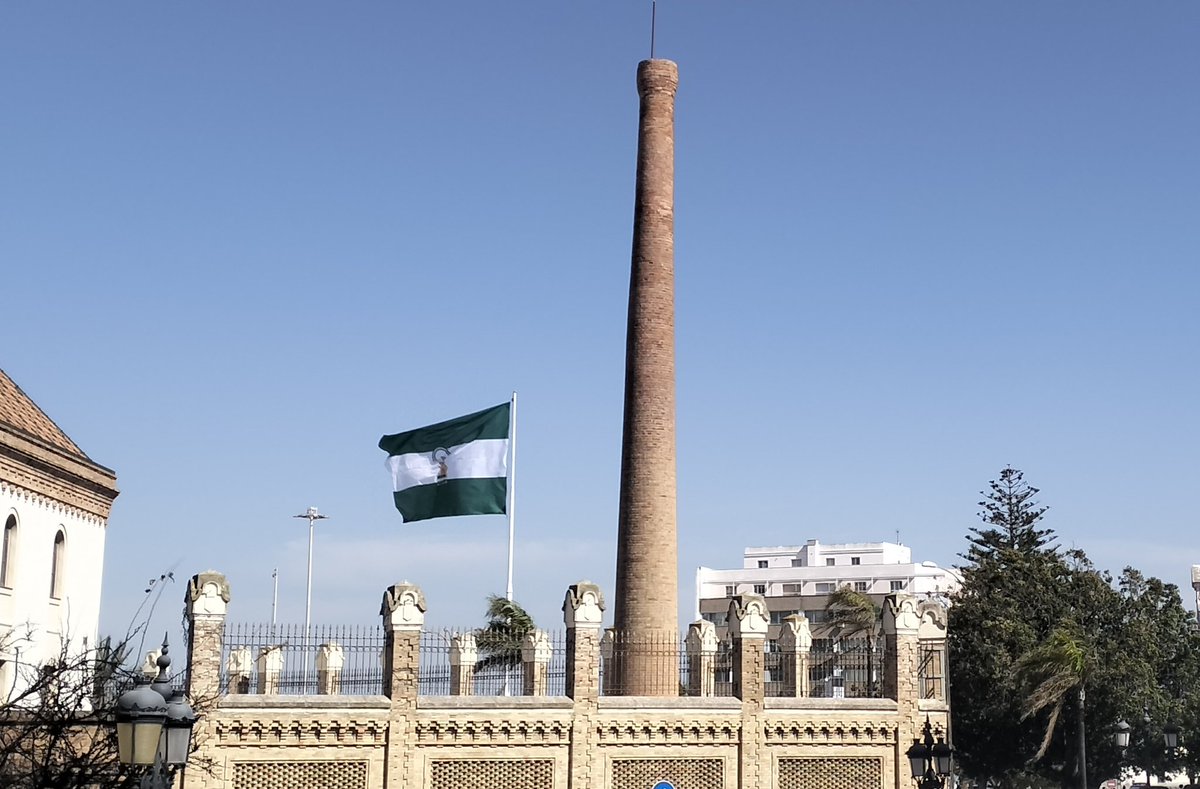 La única bandera que me representa, mi única patria... VIVA ANDALUCÍA LIBREEEE.
