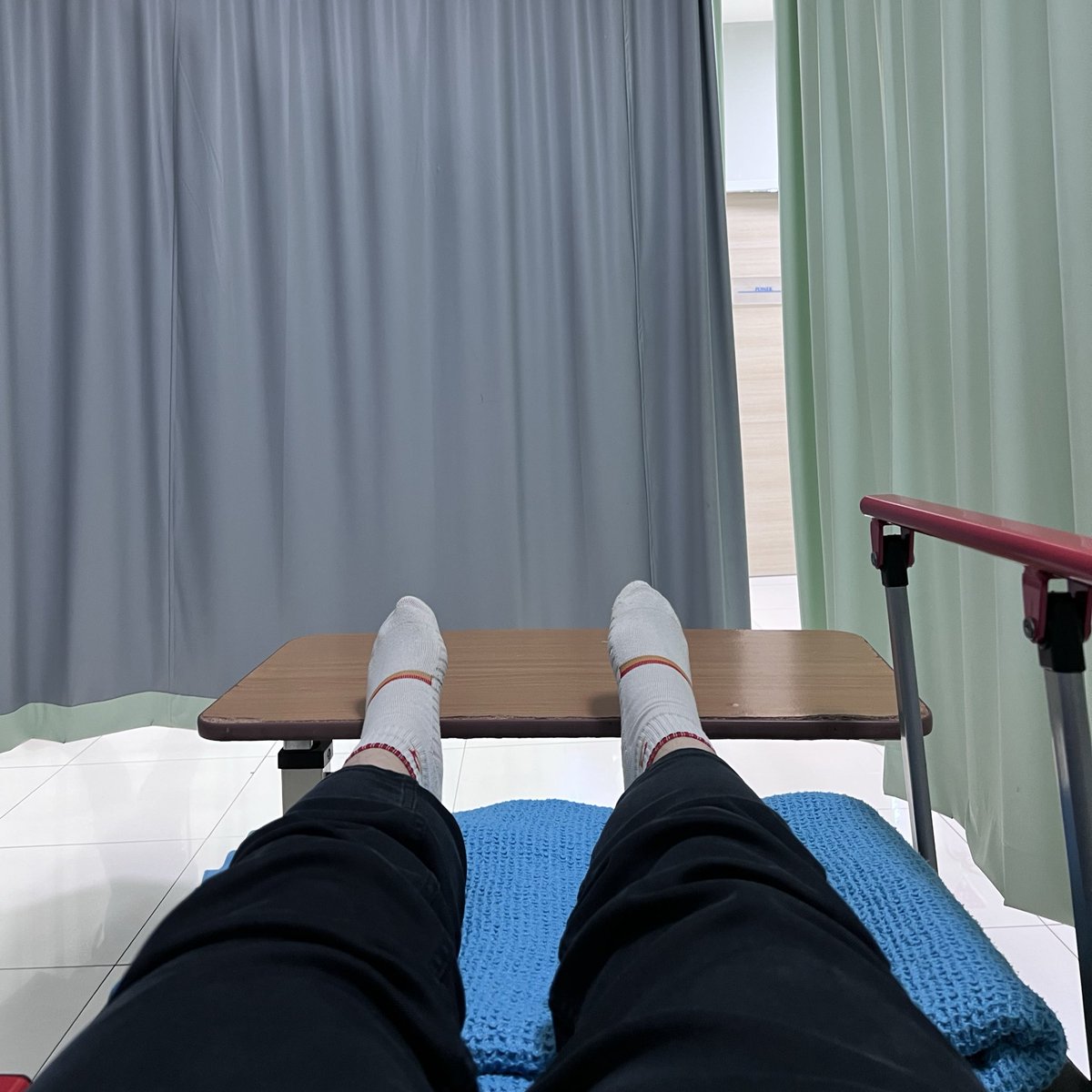 I had a SEV3 incident with my body this week. One of the replicas of a tier-2 service was CLBO-ing. It has been patched and is currently recovering. The root cause was a blocked I/O.