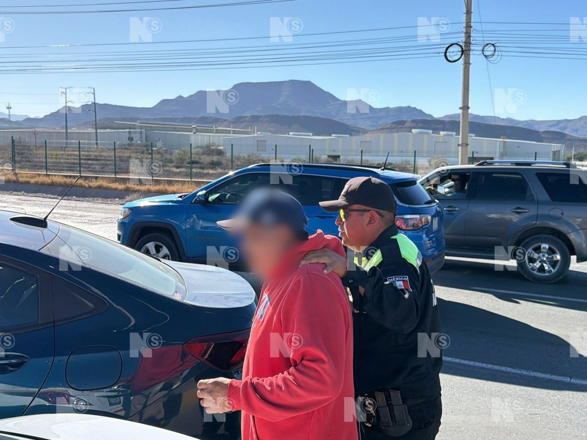 🚨 Ignora luz roja y choca contra transporte urbano 

La tarde de este jueves se registró un aparatoso choque entre un camión repartidor de frituras  y una unidad del programa municipal “Aquí Vamos Gratis” en el cruce del bulevar Antonio Cárdenas y el bulevar Teodoro Sánchez, en