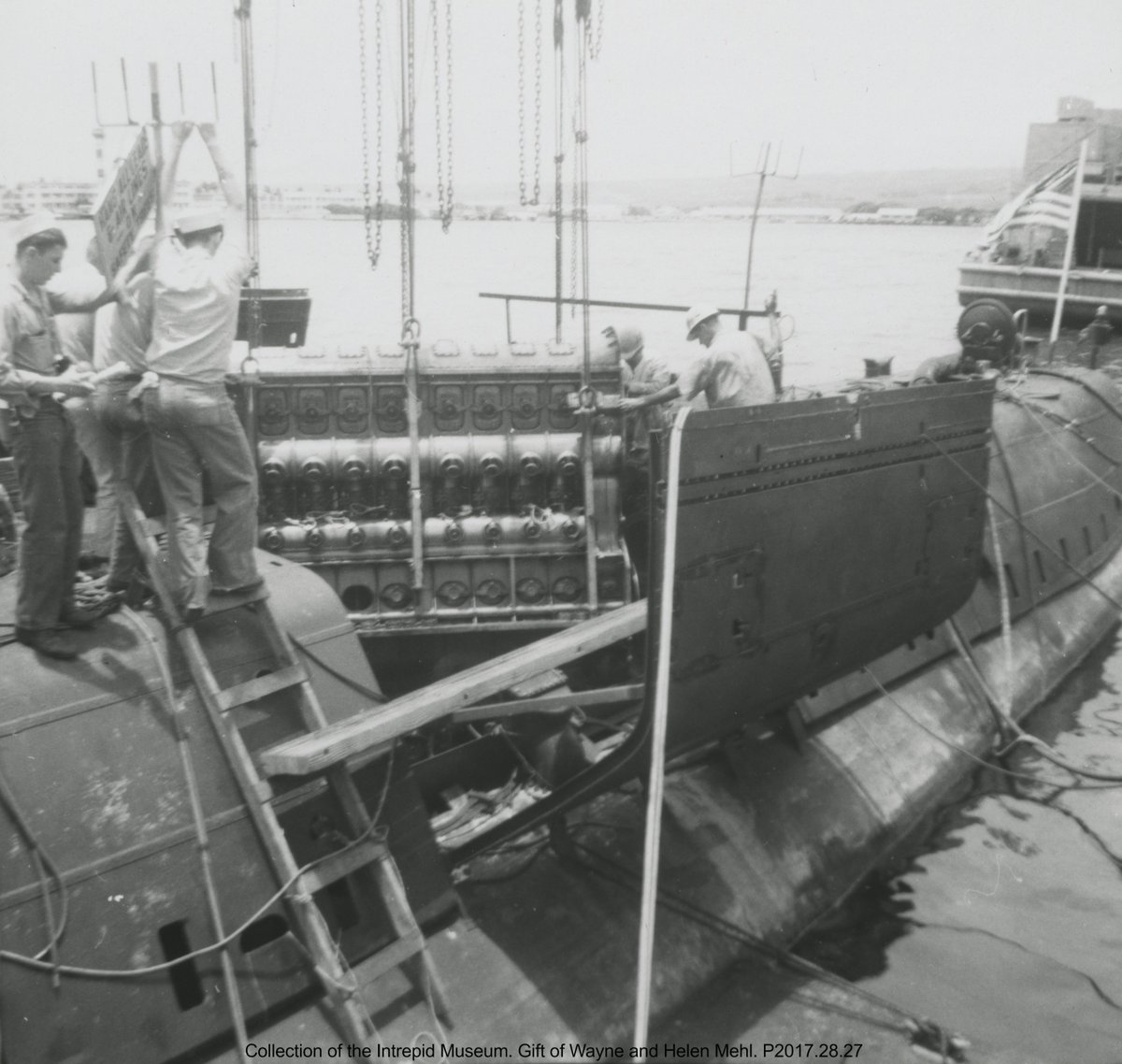 Intrepid Museum tweet media