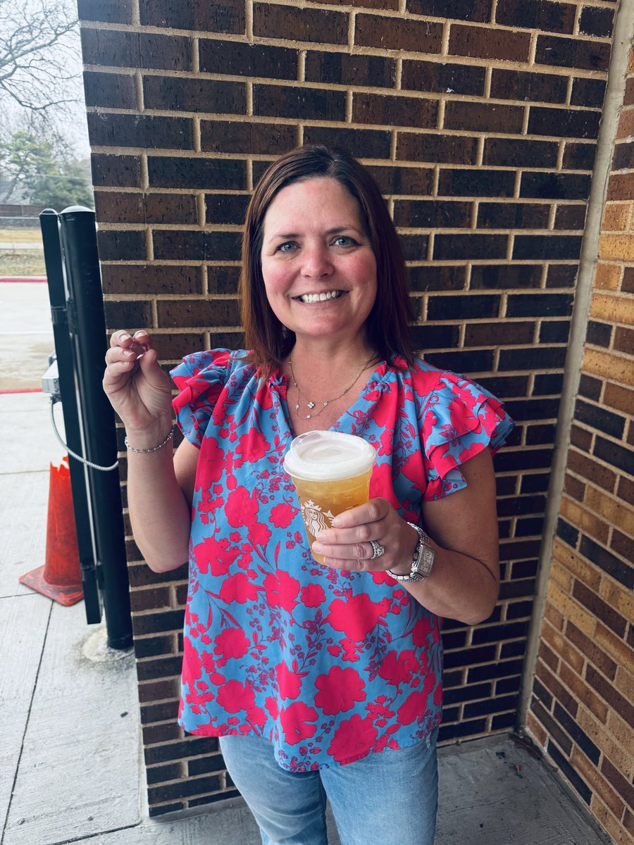 Ashley Pondrom tweet media