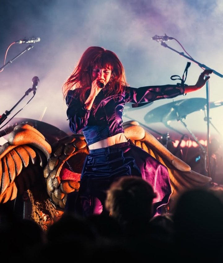 🚨 - Professional baddie and olympic skater Alysa Liu reveals that she's attended a Magdalena Bay concert:

"My favorite [concert]? That's really tough. I think maybe a Mitski concert? Or maybe Poppy? Or PinkPantheress! Magdalena Bay... There's too many, yeah. They're all good."