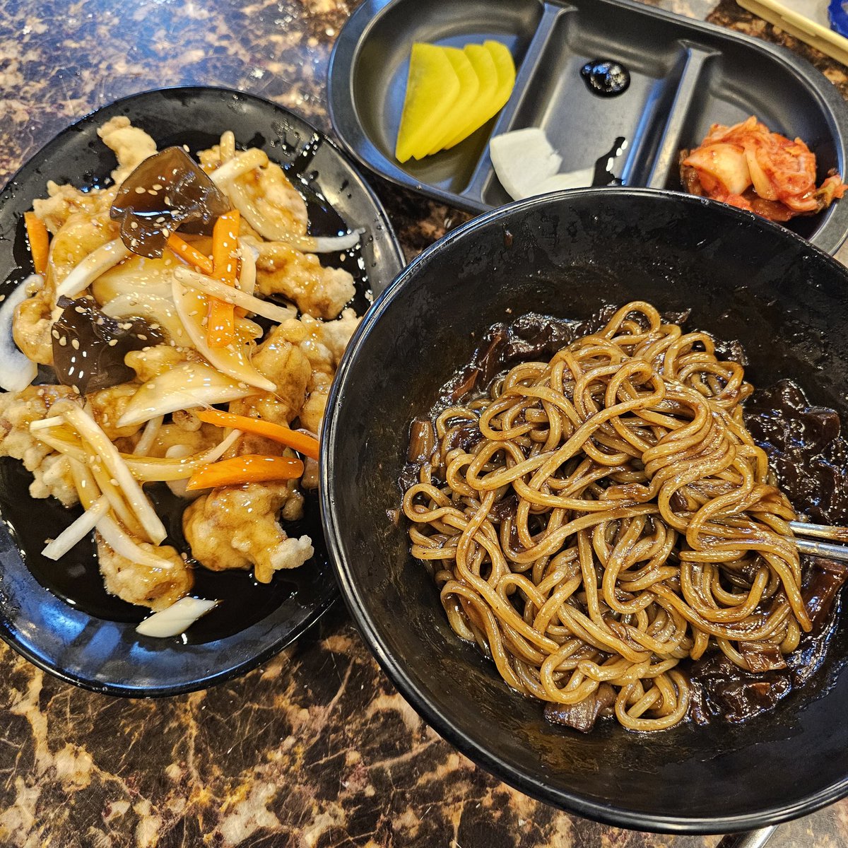 K의 혼밥계정 tweet media