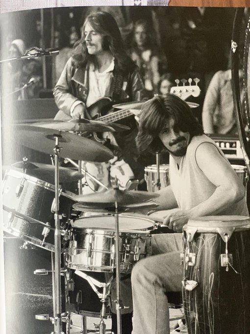 The Extreme Music Enthusiast tweet media