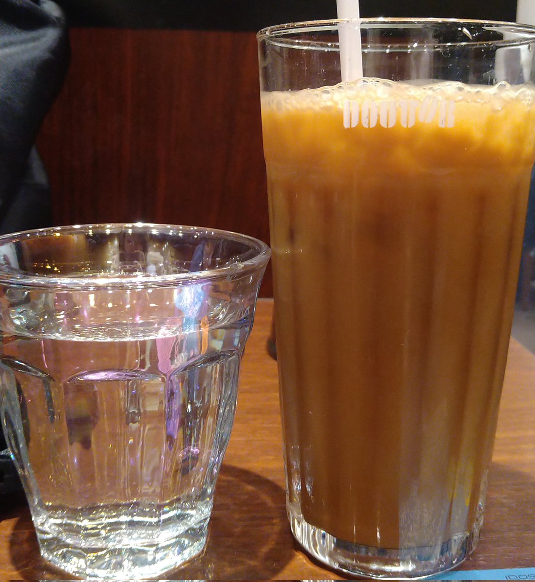 N76746112's tweet photo. お早うございます！
今日は7:00起き。
CAFEタイムなう。
体力が無くて困ってる。
でも１日頑張ろう！ https://t.co/kqpglR8CxH
