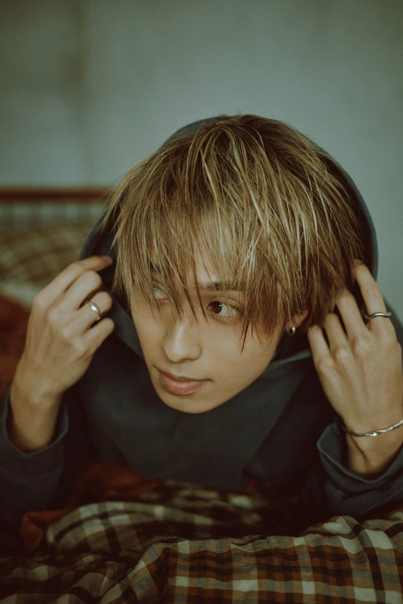 Tokyo face kids - Soma作品 SOMA KAWAGUCHI 𝐌𝐢𝐫𝐫𝐨𝐫 -Concept Photo- #Mirror #KIDPHENOMENON