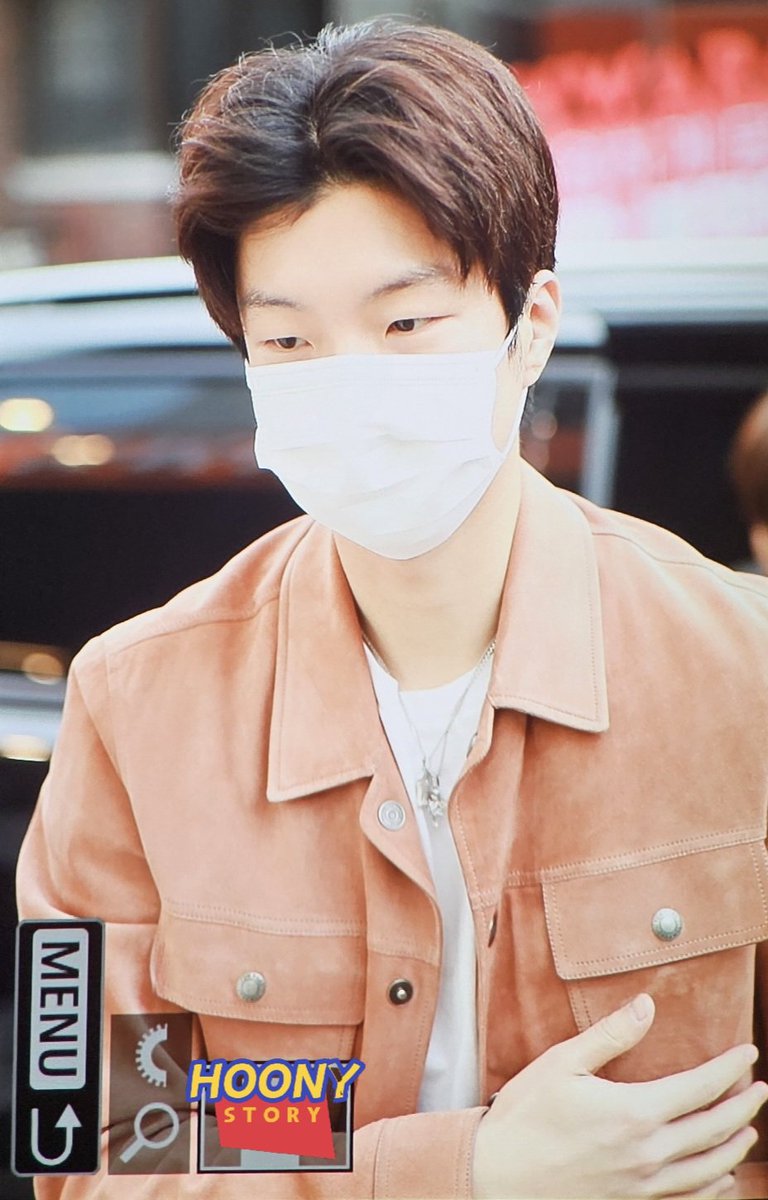 260226
#이승훈 #위너 #HOONY #WINNER <a href="/official_hoony_/">official_hoony_</a>