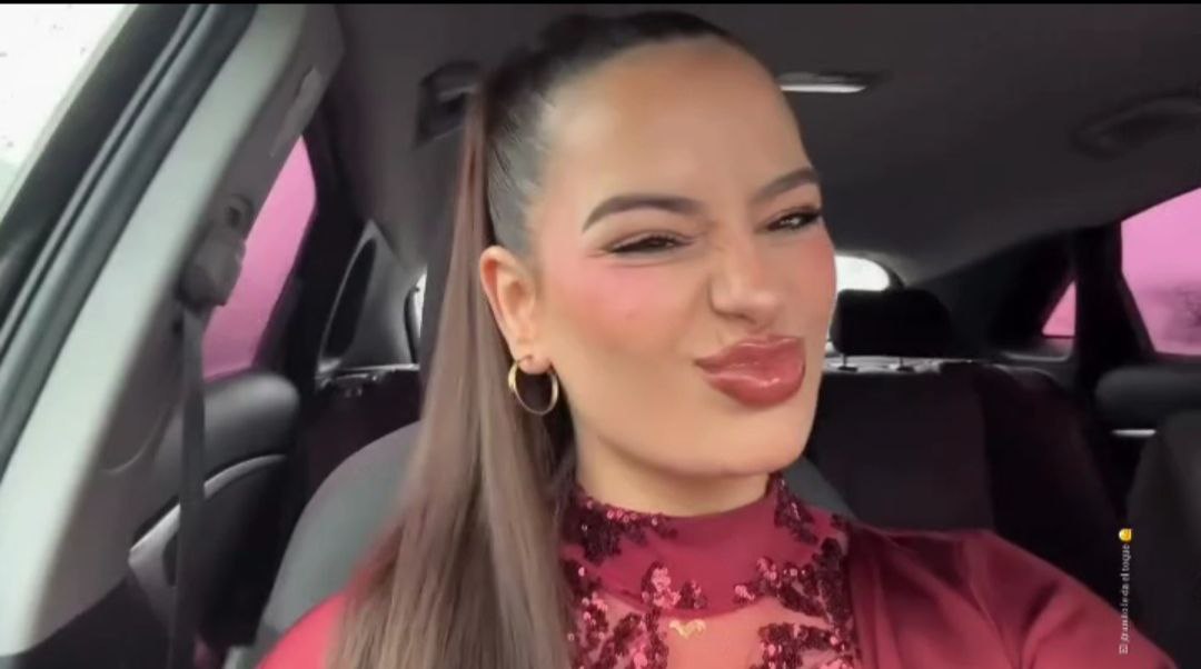 Palomitas listas, humor activado 🍿 Preparada para ver mis 3 niñas #Bellacaos4