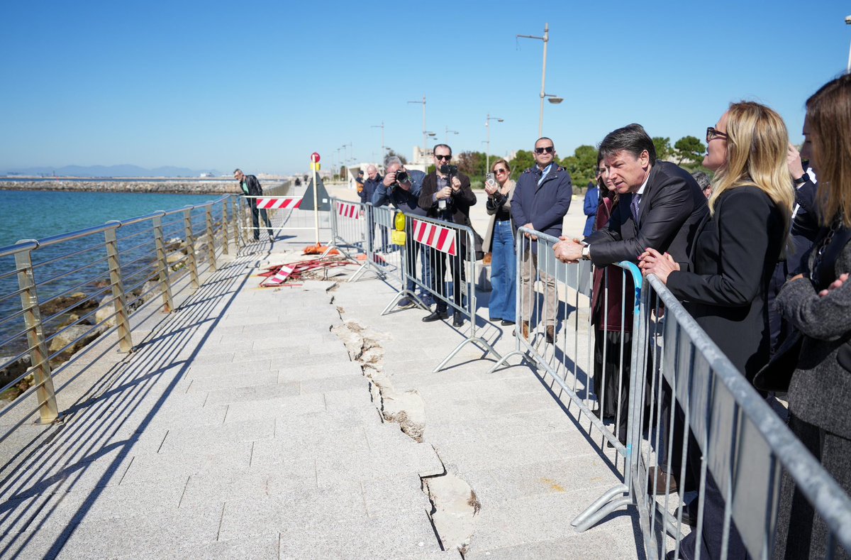 Giuseppe Conte tweet media