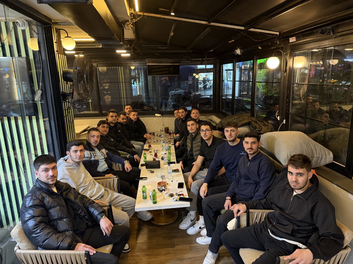 emreylldz83's tweet photo. Für die famillia https://t.co/MIFAWU5e3o