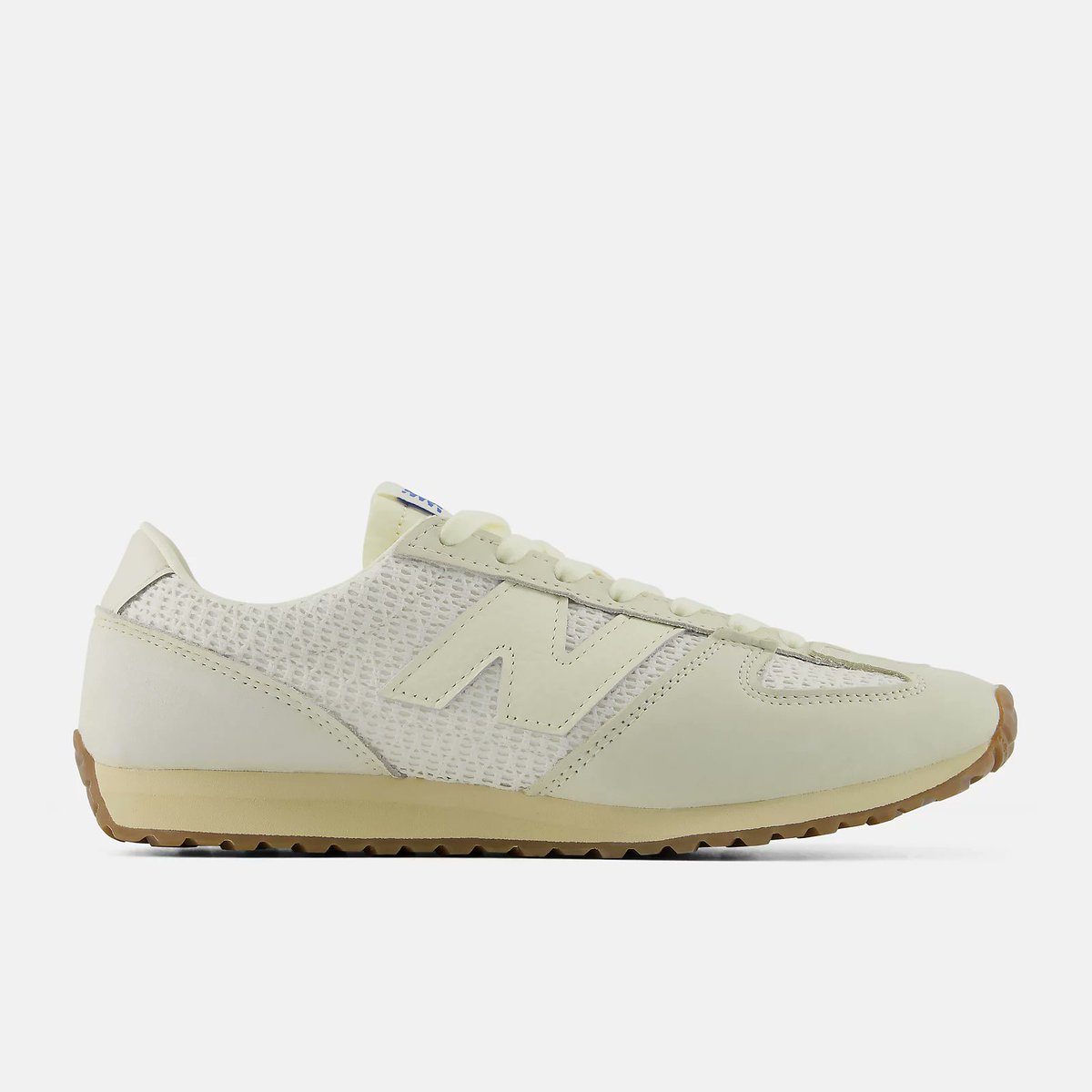 snkr_twitr's tweet photo. AD: LIVE in 10mins via NB US

New Balance 740 'Linen/Toasted Sesame'
-> https://t.co/B7sqExwrCw

New Balance 471 'Angora/Sea Salt'
-> https://t.co/woYDJ9e4Iy https://t.co/KAa01IB2II