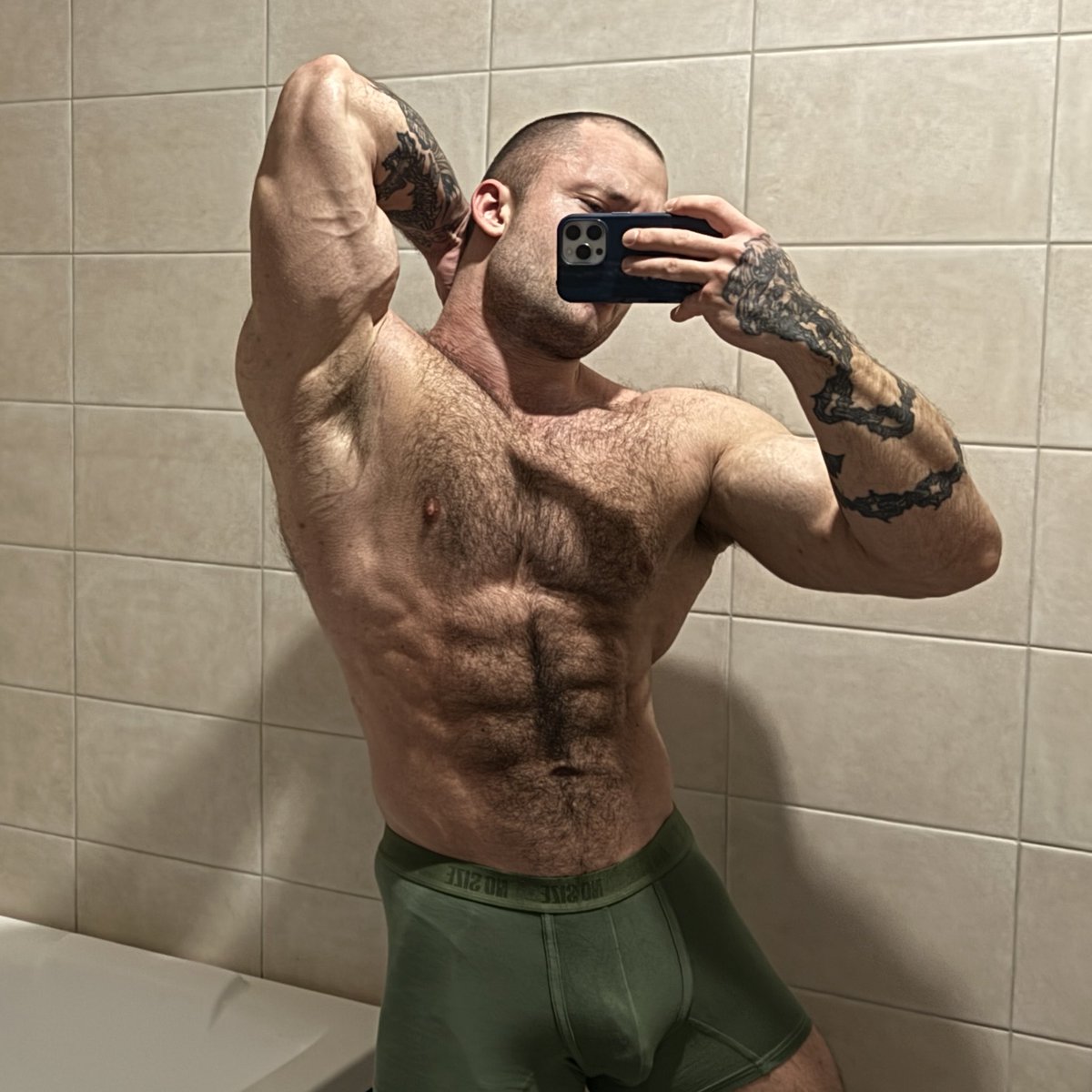 Rich Hunter tweet media