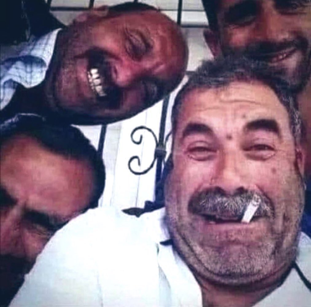 4Vvid1's tweet photo. @Abdullah_shdf @khtibabdul الله اكبر ابو فسيه 🤣🤣🤣🤣🤣 https://t.co/GaxRXHoLfZ