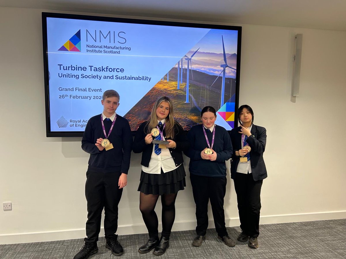 Miss Burrell tweet media