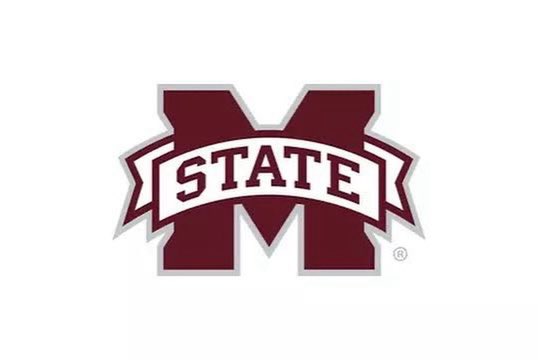 Slim_Leavell14's tweet photo. After a great conversation with @CoachUno1 
I am blessed to receive an offer from @HailStateFB !
#HailState

@Rbcoachdgraham
@Coach_Leb @dawgrecruits_ @CoachTurner85 @collinataylor @_CoachOliver @connersmith04 @Shaynep_media @DGAFlightSquad 
@GregBiggins @adamgorney @samspiegs https://t.co/AuDJYuvF1G