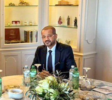 رونی دپ tweet media