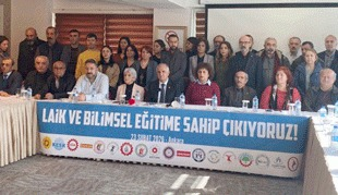 MEB'in #RamazanGenelgesi ile okullarda gerici kuşatma hızlandı. Öğrenciler ve öğretmenler Ramazan etkinliklerine, oruç tutmaya zorlanırken, okullarda ilahi okunması, öğrencilerin camiye götürülmesi yaygınlaştı. Bilimsel eğitim için mücadele yükseltilmeli
tinyurl.com/ws32ebht