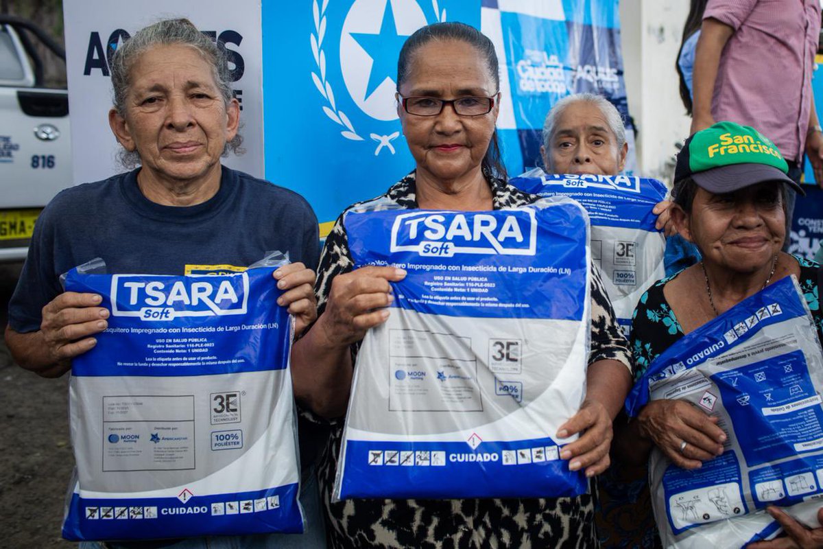 🫂 Plan Vector Cero llegó a Sergio Toral 2 🦟

En plena temporada invernal, 1.000 familias de la cooperativa Sergio Toral 2 recibieron toldos mosquiteros impregnados con insecticida para prevenir enfermedades como dengue y chikungunya, reforzando la protección sanitaria en