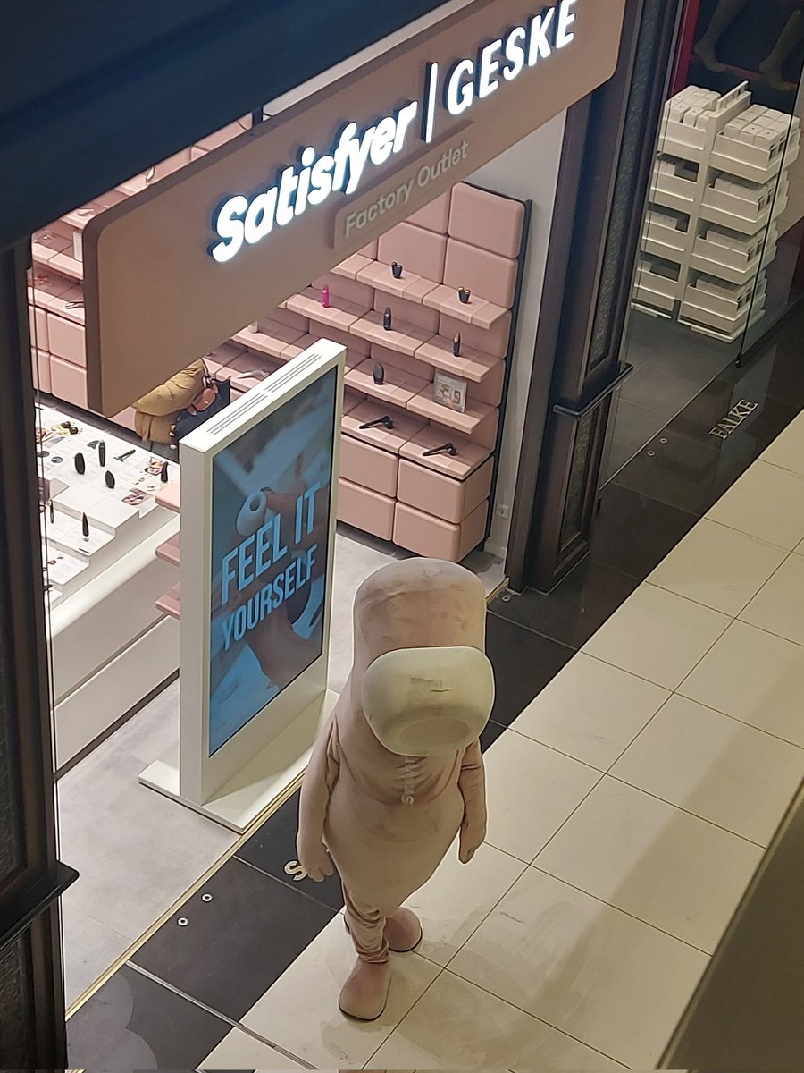 How do I get the Sex Toy Mascot job . And why does it look so lonesome