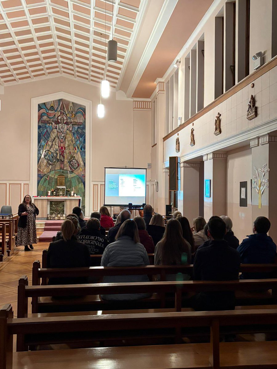 Coláiste an Chroí Naofa tweet media