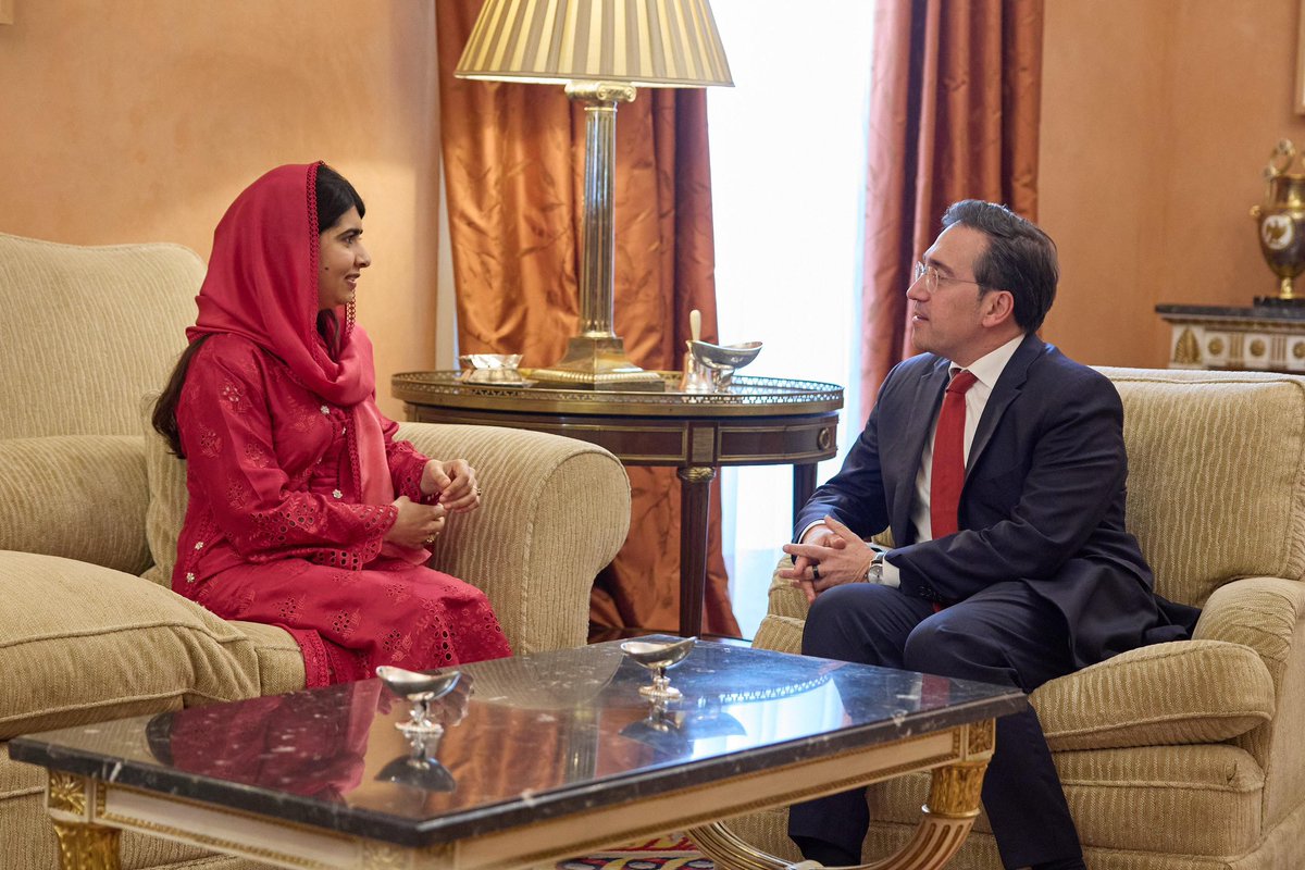 jmalbares's tweet photo. Encantado de conversar con @Malala, voz imprescindible en favor del derecho a la educación de las niñas en todo el mundo.

Acordamos seguir uniendo fuerzas por los derechos y la libertad las niñas y las mujeres afganas, y en la promoción de los derechos humanos. https://t.co/6V5lWwnZPd