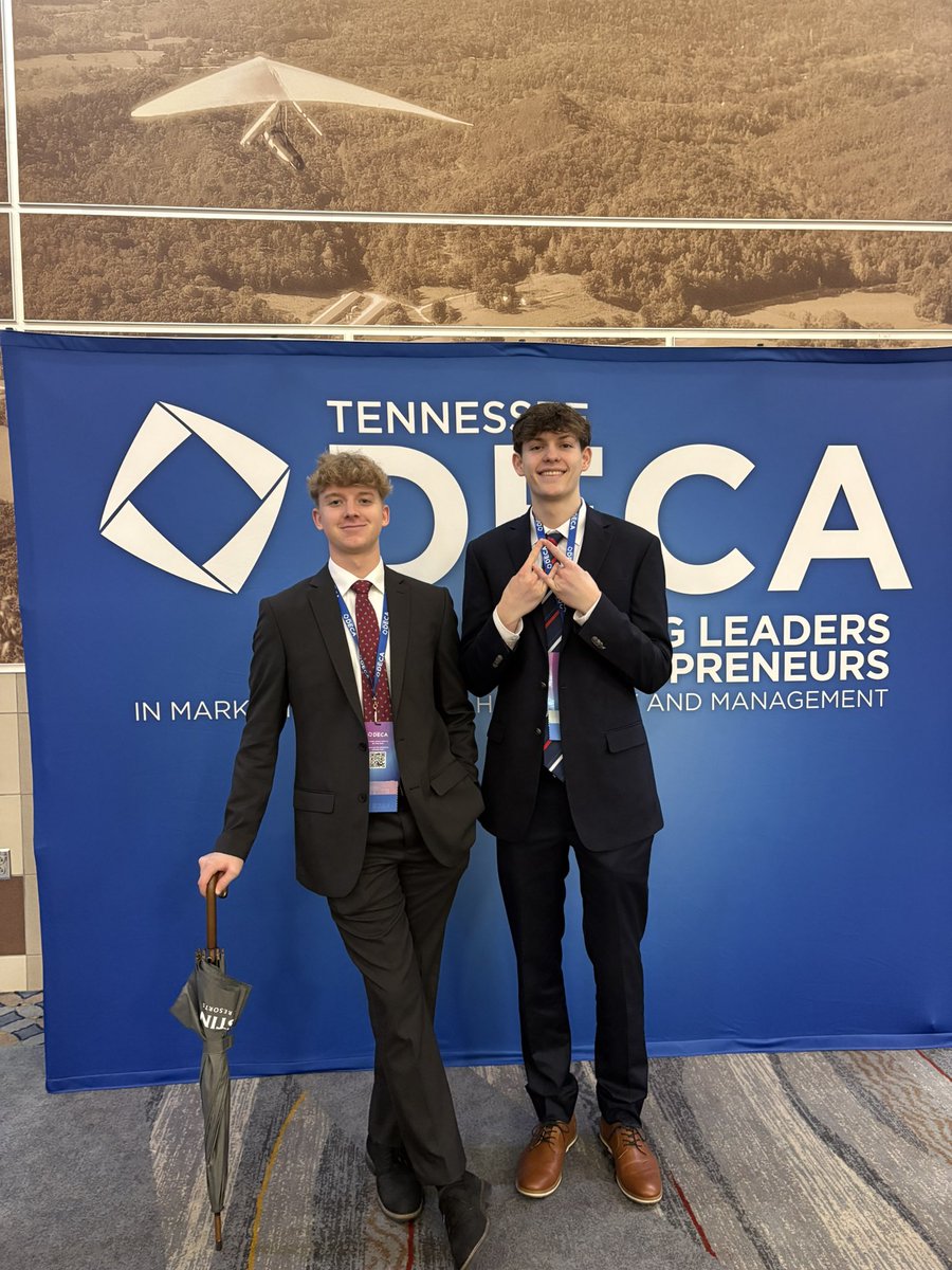 Central Magnet Deca tweet media