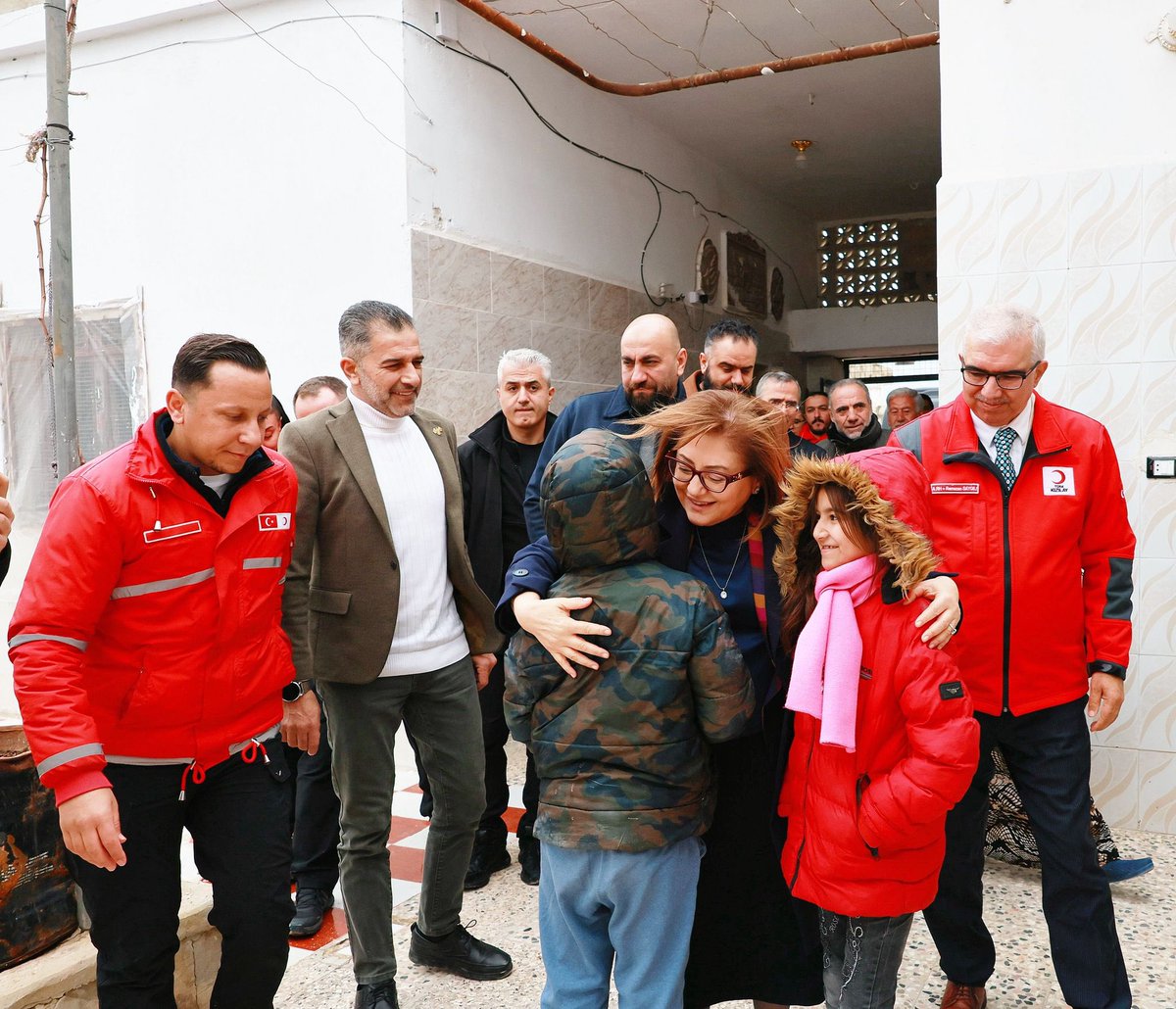 Genel Sekreterimiz Ramazan Saygılı; Gaziantep Büyükşehir Belediye Başkanı Fatma Şahin, Şam Büyükelçimiz Nuh Yılmaz ve Halep Valisi Azzam Al Garib’in katılımlarıyla düzenlenen “Gaziantep-Halep Kardeşlik Köprüsüyle Sofralar Bir, Dualar Bir” İftar Programı’na katıldı.

Program