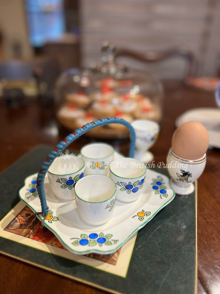 英国の卵のまわりのお話 卵をおいしく調理してくれるエッグコドラー