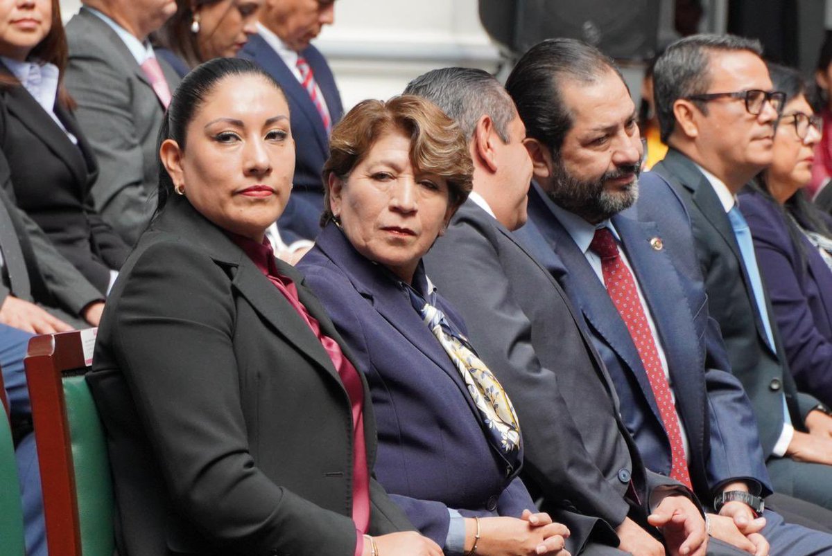 Hoy acompañé a nuestra gobernadora <a href="/delfinagomeza/">Delfina Gómez A.</a> y al presidente del <a href="/PJEdomex/">Poder Judicial Edomex</a>, <a href="/mgdohector/">Magistrado Héctor Macedo García</a>, en la 1.ª Asamblea Plenaria Ordinaria de la #CONATRIB, un espacio que reafirma que la justicia sea cercana, humana y llegue a todas y todos, sin importar dónde vivan.