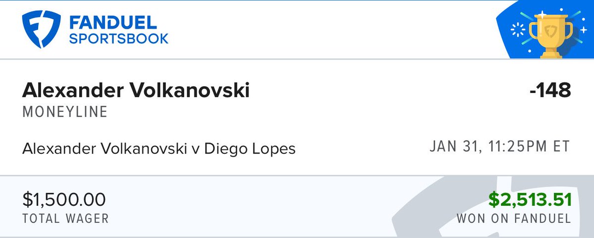 TheUFCGirl tweet media