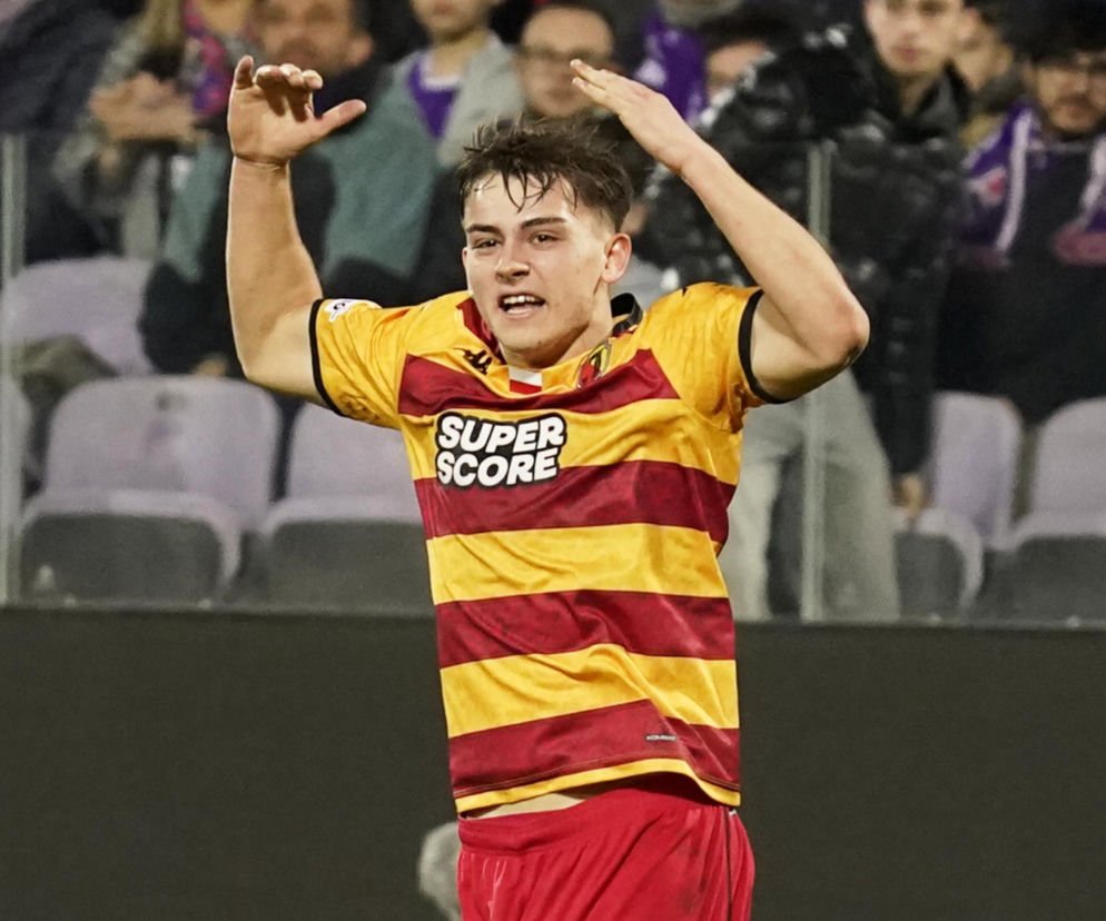 #OJOALDATO - Bartosz Mazurek ha logrado un hat-trick fuera de casa en un partido de vuelta de competiciones europeas y, aún así, su equipo ha sido eliminado. Sólo hay CUATRO precedentes en los 71 años de historia de las competiciones europeas.

1⃣ Odd Iversen (Rosenborg) ante el