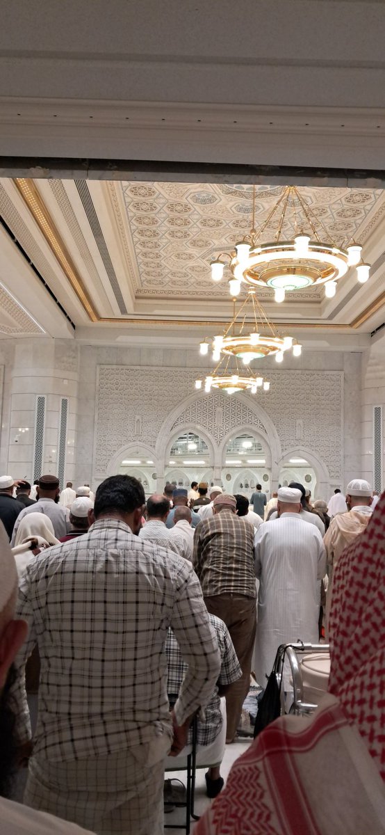 ☤أَحْمَدْ بِنْ عادِلْ☤ tweet media