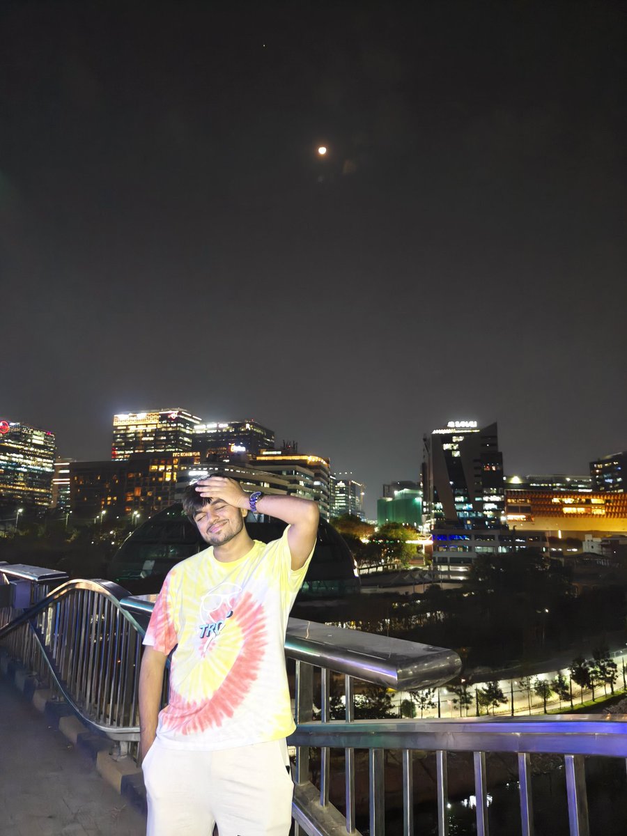 Dev Munvar tweet media