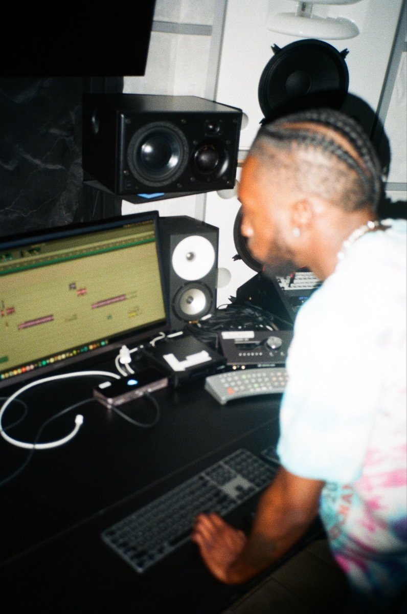 DEVIN MALIK tweet media